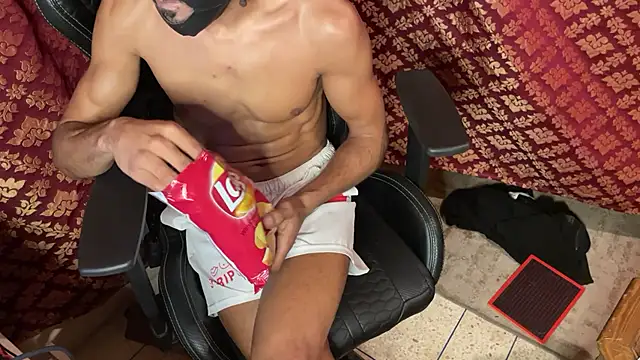 JUSTFORRICH online show from November 7, 11:41 pm