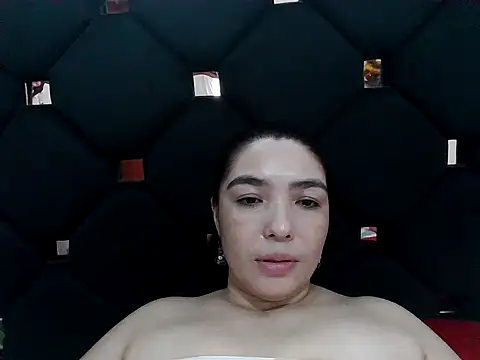 Snapshot of vegacristal88 chatting on October 10, 2:51 pm vegacristal88 online show from October 10, 2:51 pm
