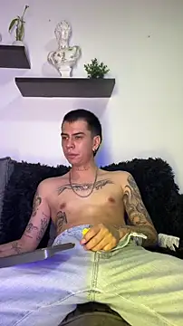 chris suarez online show from May 23, 4:33 am