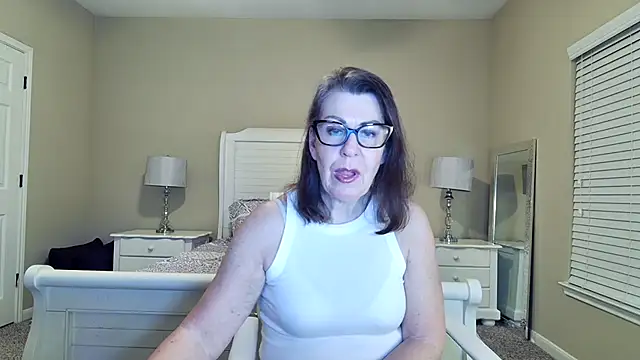 HotTxGilfMaggie online show from November 30, 2:01 am