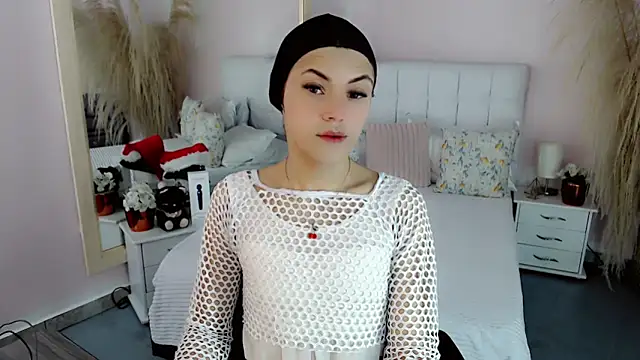 nathalialoes1 online show from December 19, 12:25 am