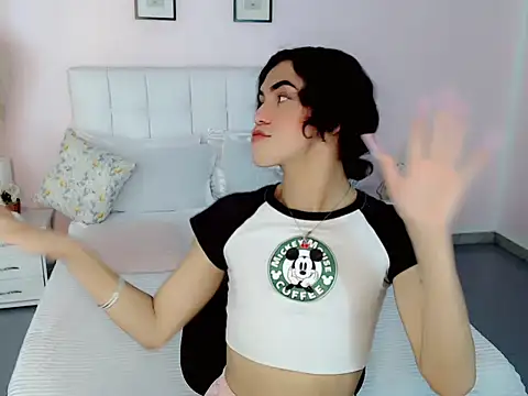 nathalialoes1 online show from October 29, 7:24 pm