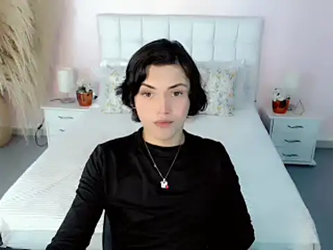 nathalialoes1 online show from October 12, 7:15 pm