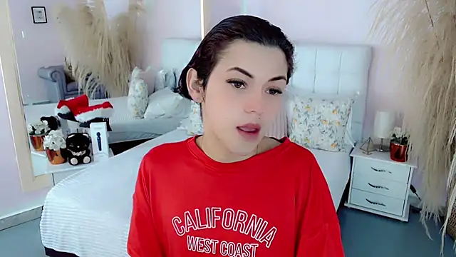 nathalialoes1 online show from December 19, 3:47 pm