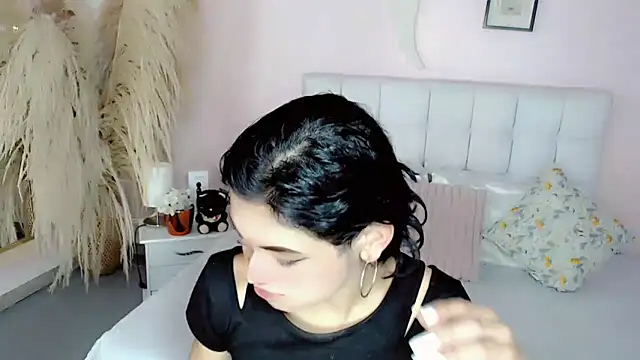 nathalialoes1 online show from January 16, 7:18 pm