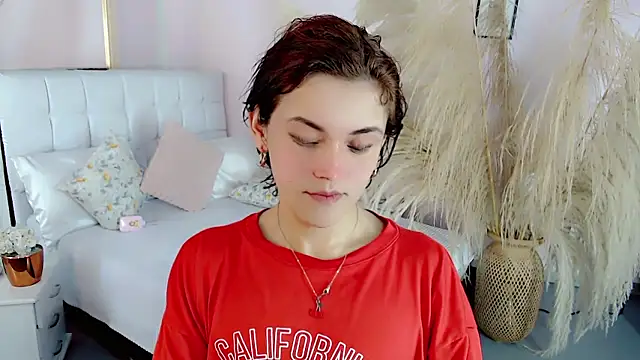 nathalialoes1 online show from January 7, 7:08 pm