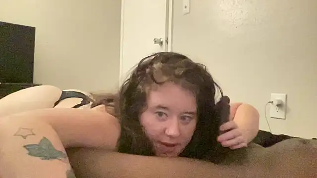 Electraaxoxo online show from April 15, 5:39 pm