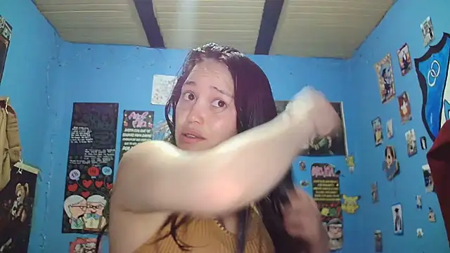 Snapshot of chanito_1421 chatting on December 18, 6:45 pm chanito 1421 online show from December 18, 6:45 pm