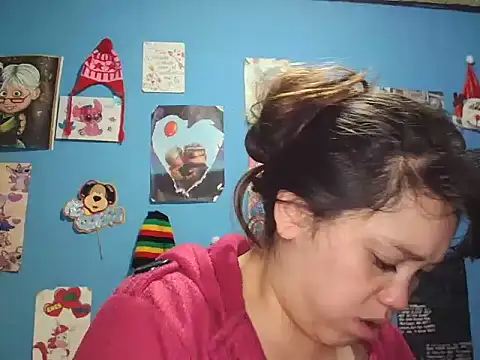 Snapshot of chanito_1421 chatting on October 27, 3:46 pm chanito 1421 online show from October 27, 3:46 pm