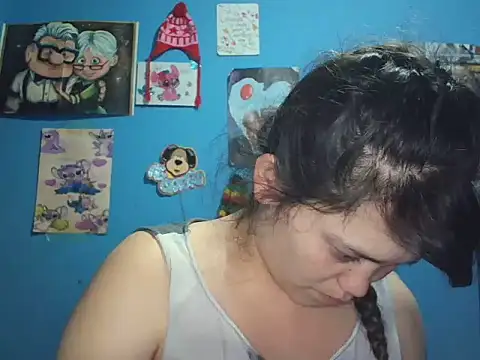 Snapshot of chanito_1421 chatting on November 24, 6:19 pm chanito 1421 online show from November 24, 6:19 pm