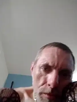Snapshot of jarjar83 chatting on April 23, 12:29 pm jarjar83 online show from April 23, 12:29 pm
