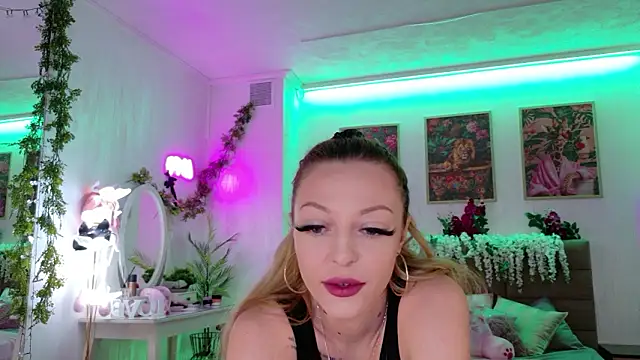 New Kessie online show from March 31, 5:53 am