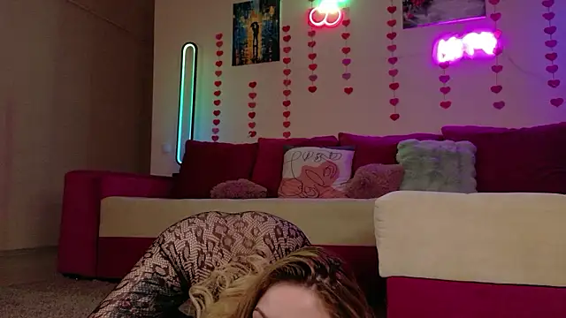 New Kessie online show from March 11, 5:12 am