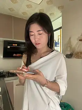 xtt1689999 online show from September 21, 2:49 am