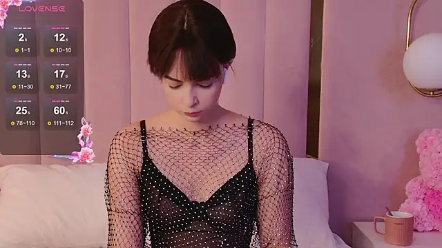 Snapshot of Miranda_Kerry chatting on December 14, 6:30 am Miranda Kerry online show from December 14, 6:30 am