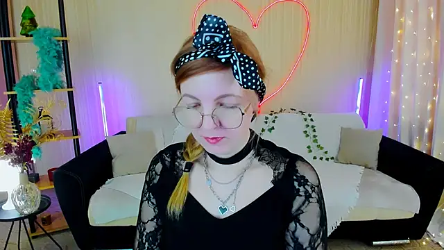 YourUniverser online show from February 5, 9:49 am