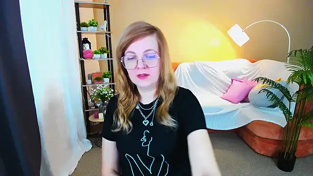 YourUniverser online show from February 9, 9:18 am