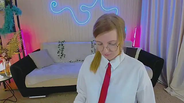 YourUniverser online show from October 15, 4:22 am