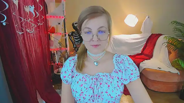 YourUniverser online show from November 3, 9:13 am