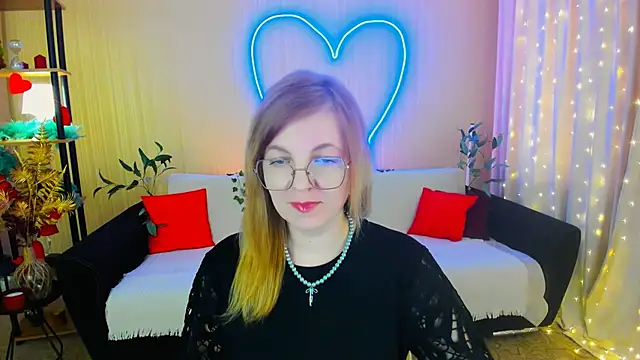 YourUniverser online show from April 5, 9:16 am