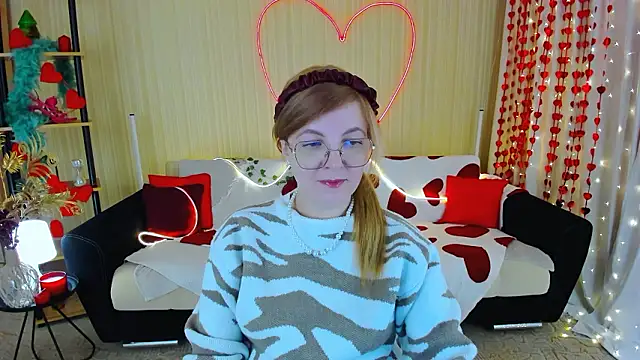 YourUniverser online show from February 14, 9:20 am