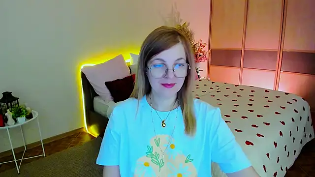 YourUniverser online show from May 4, 1:03 pm