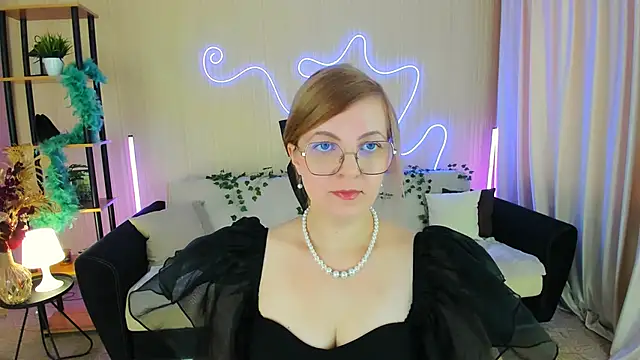 YourUniverser online show from November 9, 9:13 am