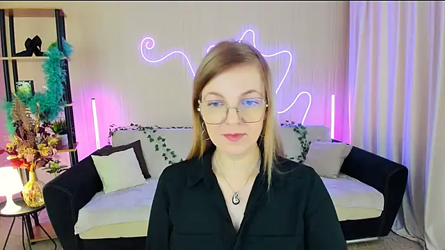 YourUniverser online show from November 14, 9:13 am