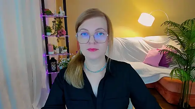 YourUniverser online show from October 5, 4:14 am