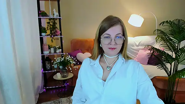 YourUniverser online show from October 3, 10:17 am