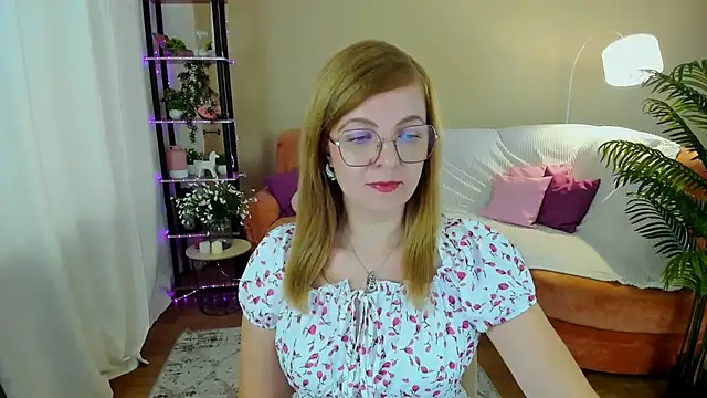 YourUniverser online show from September 9, 10:25 am