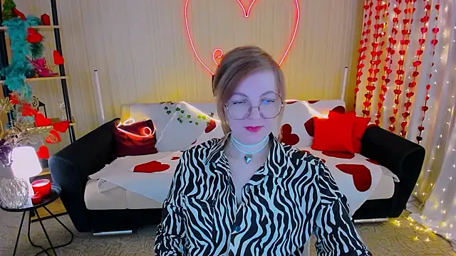 YourUniverser online show from February 21, 4:36 am