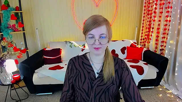 YourUniverser online show from February 16, 9:52 am