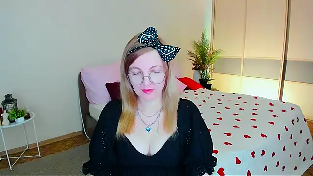 YourUniverser online show from May 25, 4:45 am