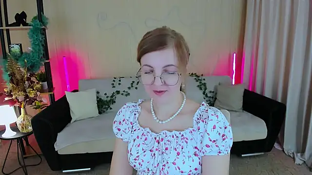 YourUniverser online show from November 17, 10:52 am