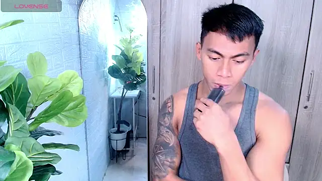 PinooyMilker online show from April 12, 3:32 am