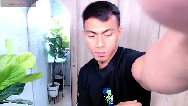 PinooyMilker online show from February 9, 3:26 am