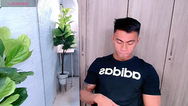 PinooyMilker online show from December 2, 6:48 am