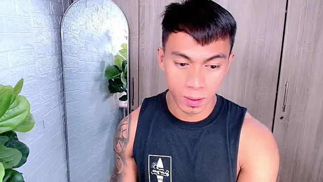 PinooyMilker online show from November 13, 4:38 am