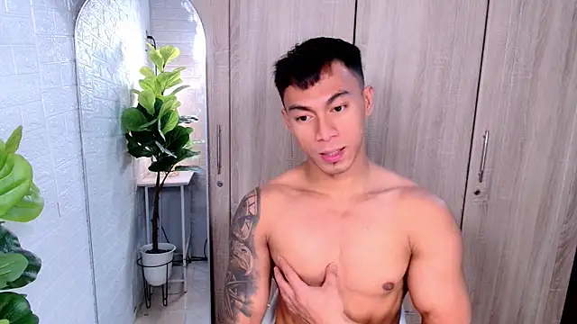 PinooyMilker online show from November 5, 3:09 am