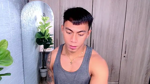 Snapshot of PinooyMilker chatting on October 13, 3:41 am PinooyMilker online show from October 13, 3:41 am