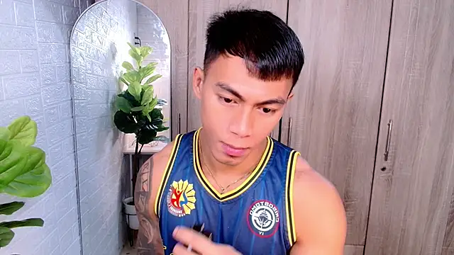 Snapshot of PinooyMilker chatting on October 14, 3:07 am PinooyMilker online show from October 14, 3:07 am