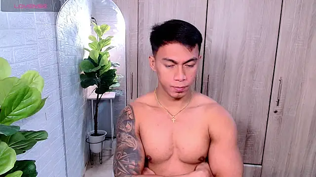 PinooyMilker online show from November 30, 11:05 pm