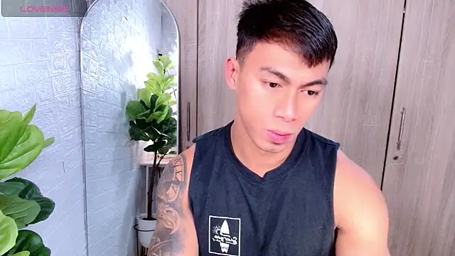 PinooyMilker online show from November 17, 12:20 pm