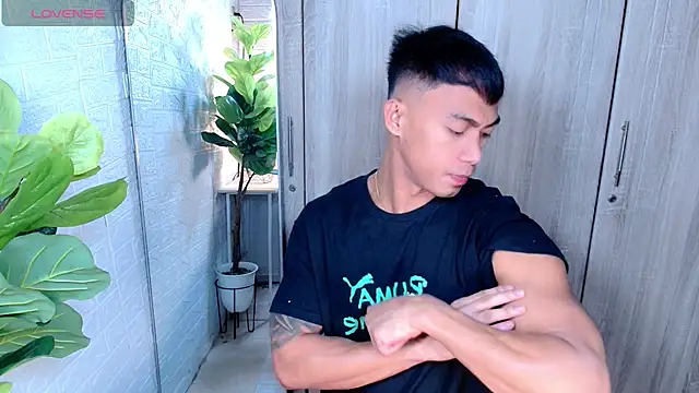 PinooyMilker online show from January 7, 12:54 pm