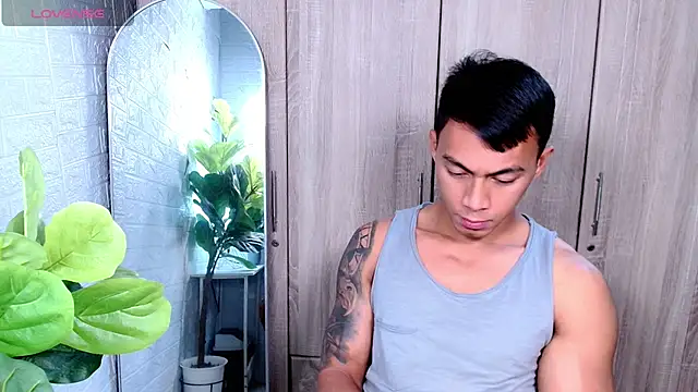 PinooyMilker online show from February 13, 2:44 am