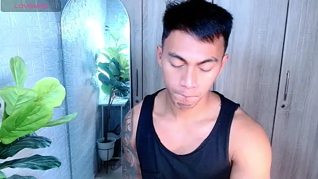 PinooyMilker online show from March 17, 3:15 pm