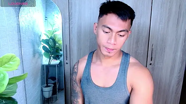 PinooyMilker online show from March 9, 1:58 pm