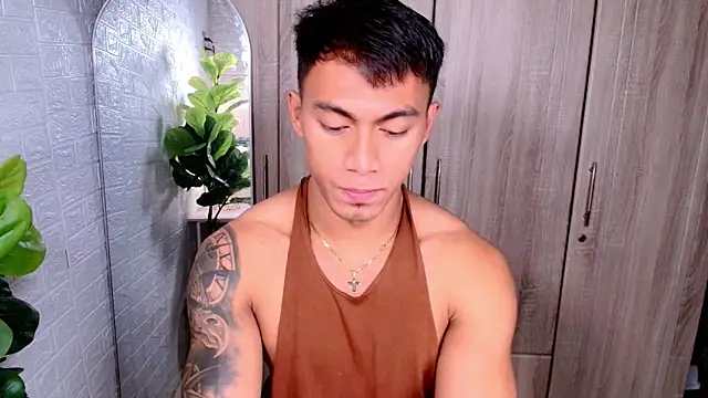 PinooyMilker online show from October 28, 2:56 am