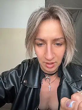EvvaMur online show from May 29, 2:06 am